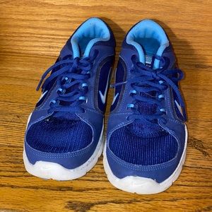 Nike training runners